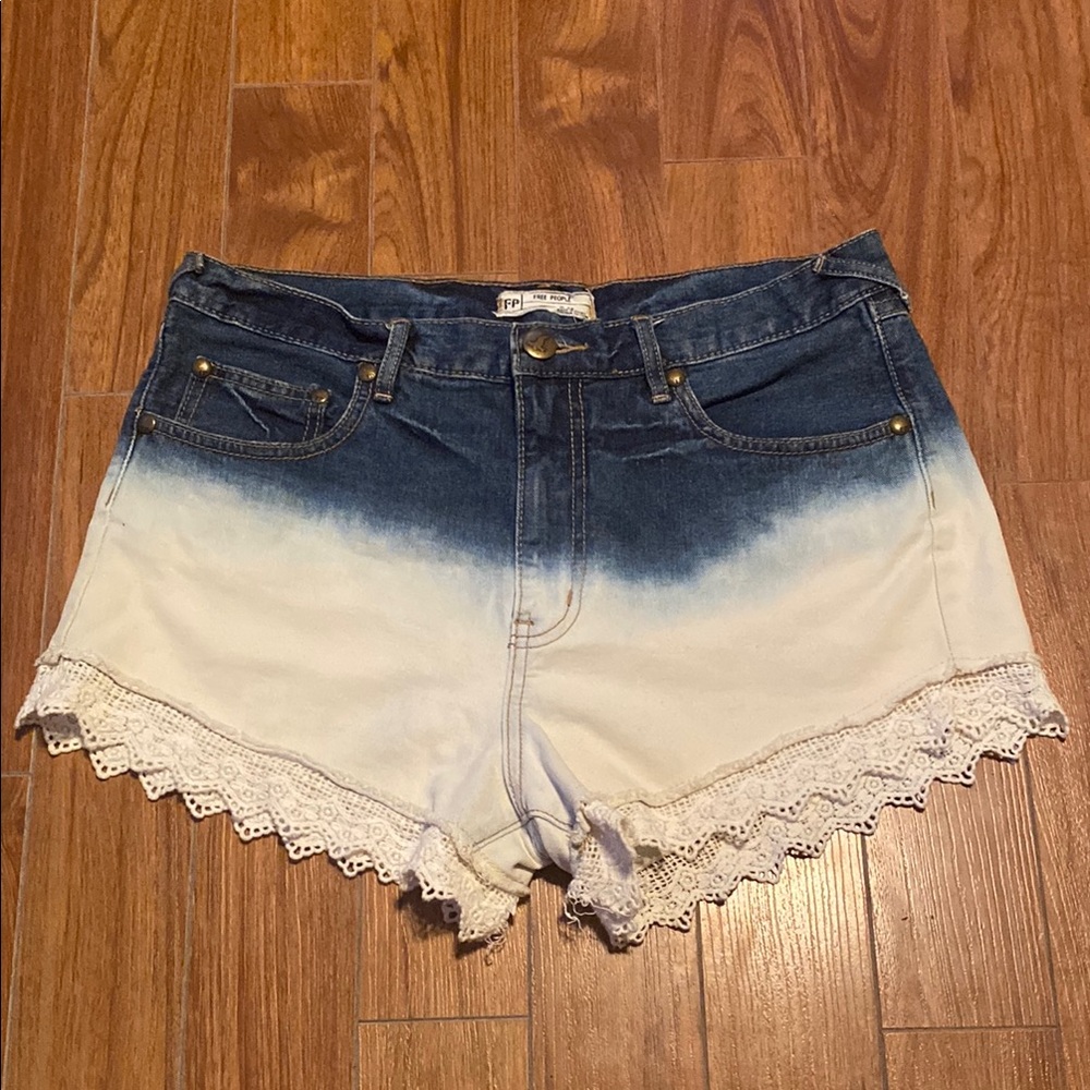 Size 30 Blue to White Dip-Dye Denim Shorts with Lace Trim